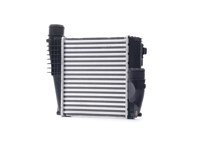Intercooler (SKICC-0890237) från STARK för DS DS7 Crossback 2.0 BlueHDi 180 (JJEHZR) 177 HK