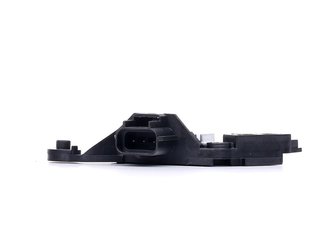 Spanningsregelaar (SKRE-2450093) van STARK Voor FORD MONDEO III (B5Y) 1.8 16V (81 KW / 110 PK / Van 2000)
