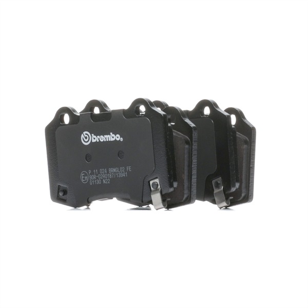 300 Plaquettes de frein P 11 024 BREMBO
