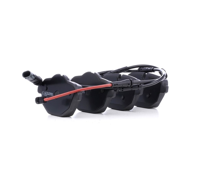 Remschijven en blokken (SKBK-10990798) van STARK Voor BMW 5 Sedan (F10) 523 i (155 KW / 211 PK / Van 2010)