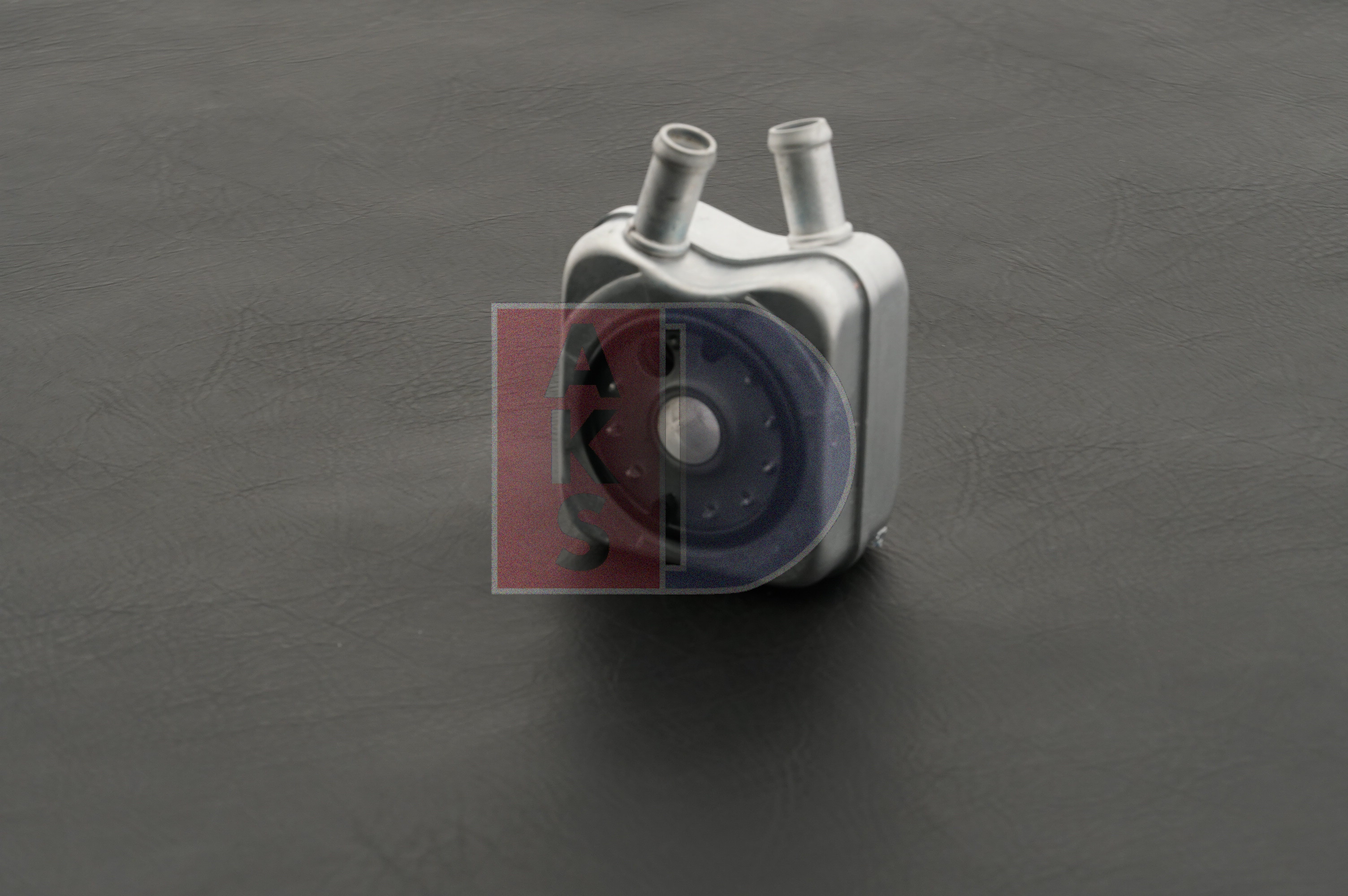 AKS DASIS Enfriador de aceite (046110N) para VW Transporter T5 Furgoneta (7HA, 7HH, 7EA, 7EH) 1.9 TDI (62 KW / 84 CV / de 2006)