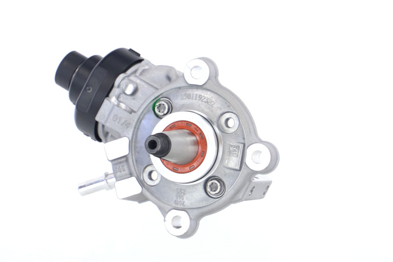 REMANTE Pompe à injection (002-002-001397R) pour RENAULT Megane IV 3/5 portes (B9A/M/N) 1.5 Blue dCi 115 (B9A6) (85 KW / 116 CH / de 2018)