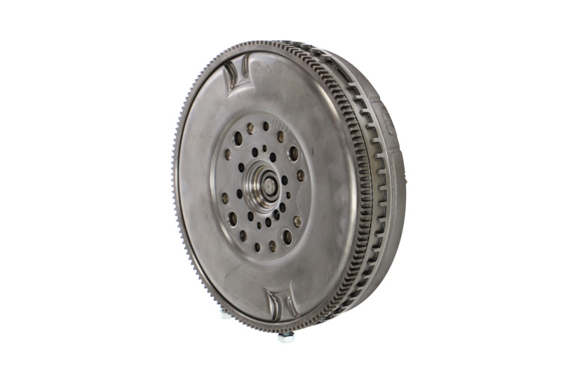 Vliegwiel (009-001-000003R) van REMANTE Voor MERCEDES-BENZ SPRINTER 5-t Open laadbak/ Chassis (906) 516 CDI 4x4 (906.153, 906.155, 906.255, 906.253) (120 KW / 163 PK / Van 2011)