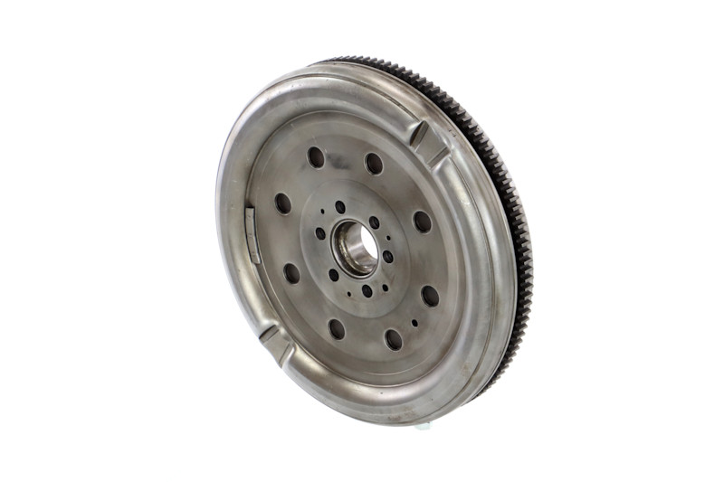 Vauhtipyörä (009-001-000010R) alkaen REMANTE varten VW Multivan V (7HM, 7HN, 7HF, 7EF, 7EM, 7EN) 1.9 TDI 85 HV