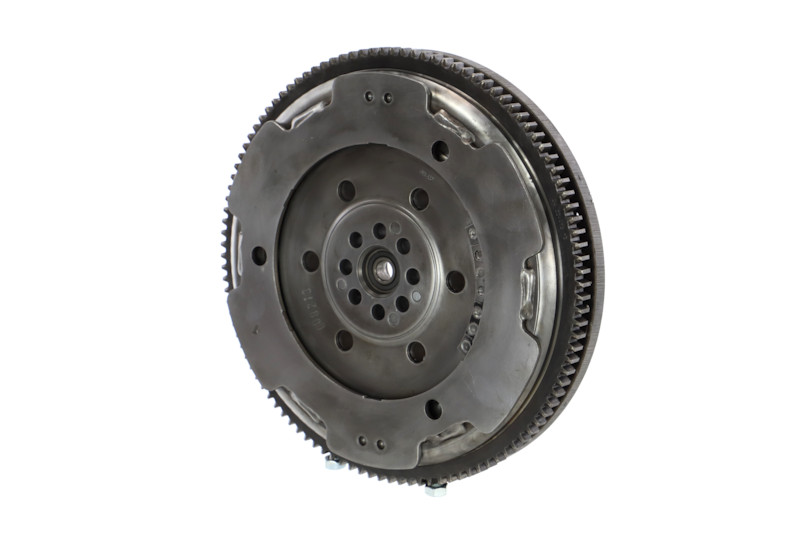 Vliegwiel (009-001-000045R) van REMANTE Voor IVECO DAILY VI Open laadbak/ Chassis 35S15, 35C15, 40C15, 50C15, 60C15, 65C15, 70C15 (110 KW / 150 PK / Van 2016)
