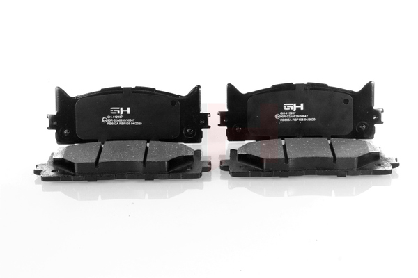 OEM 0449133030 GH Bromsbelägg GH-413937 för TOYOTA, CITROЁN, SUZUKI, LEXUS, SATURN