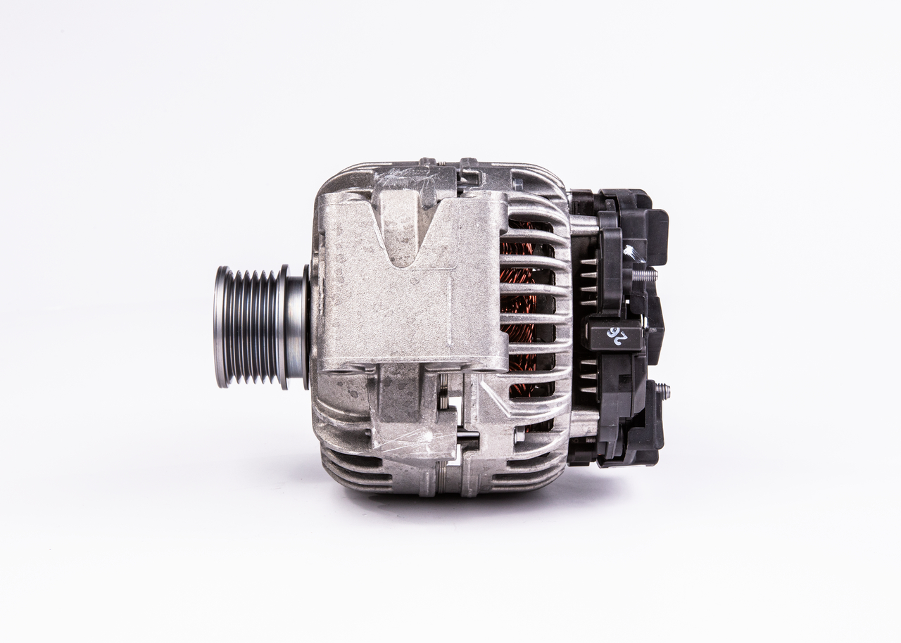 OEM 0121542402 BOSCH Generator 1 986 A00 653 för MERCEDES-BENZ, CHEVROLET, JEEP, LAND ROVER, CHRYSLER