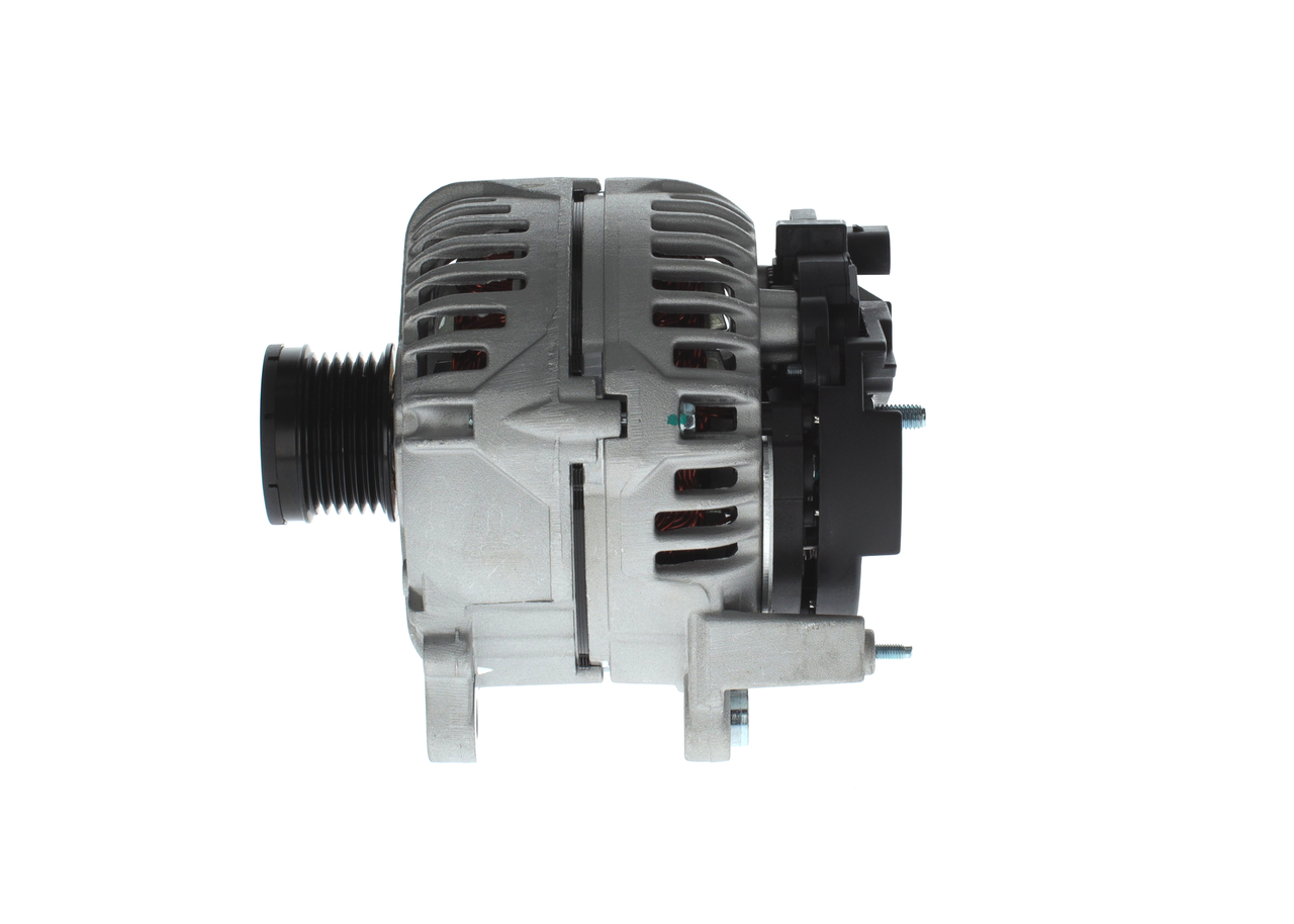 koop Dynamo / Alternator - BOSCH (1 986 A00 906)