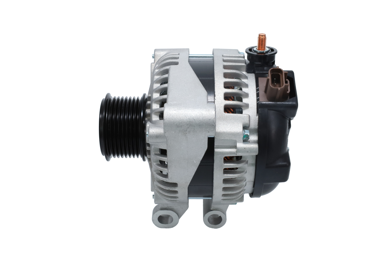koop Dynamo / Alternator - BOSCH (1 986 A00 586)