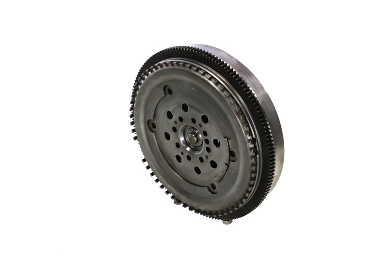 REMANTE Volante do motor (009-001-000100R) para MERCEDES-BENZ Classe C T-modell (S203) C 200 CDI (203.204) (75 KW / 102 CV / de 2001)