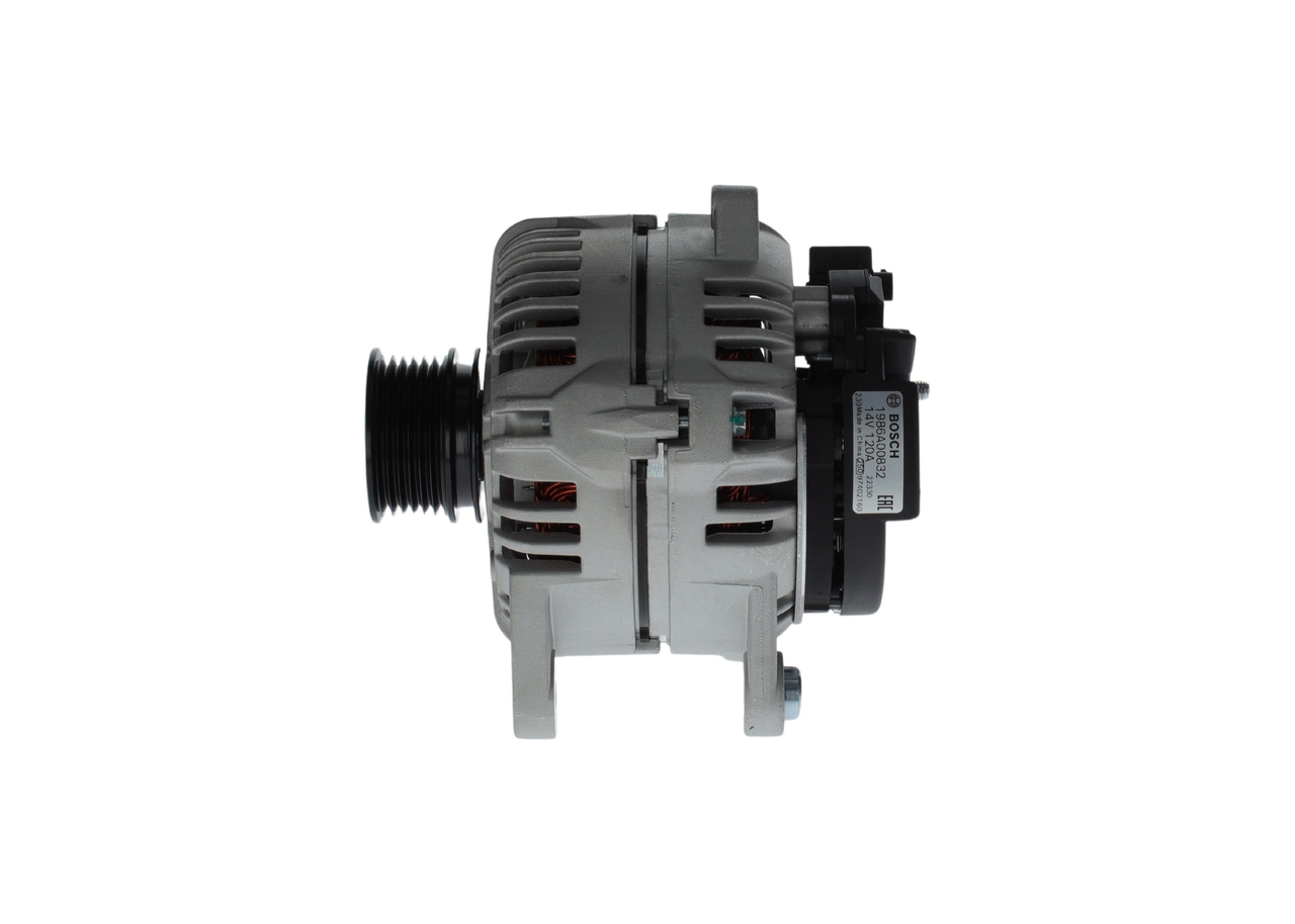 OEM 8200323137 BOSCH Alternateur 1 986 A00 832 pour RENAULT, DACIA, RENAULT TRUCKS