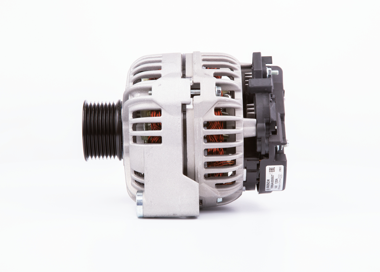 koop Dynamo / Alternator - BOSCH (1 986 A00 857)