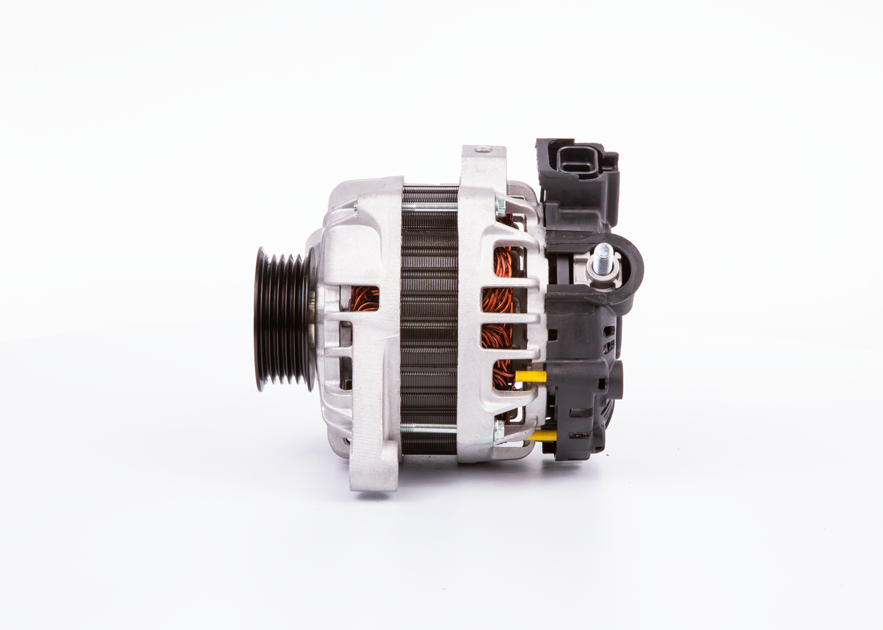 BOSCH Laturi 1 986 A01 446 BOSCH 1 986 A01 446: Osta Laturi edullisesti verkossa
