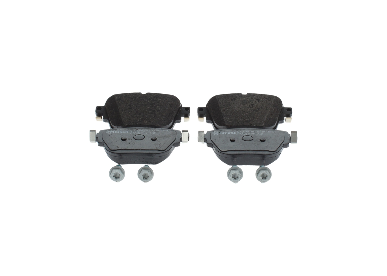 OEM A0004206200 BOSCH Brake pad set 0 986 460 133 for MERCEDES-BENZ, SSANGYONG