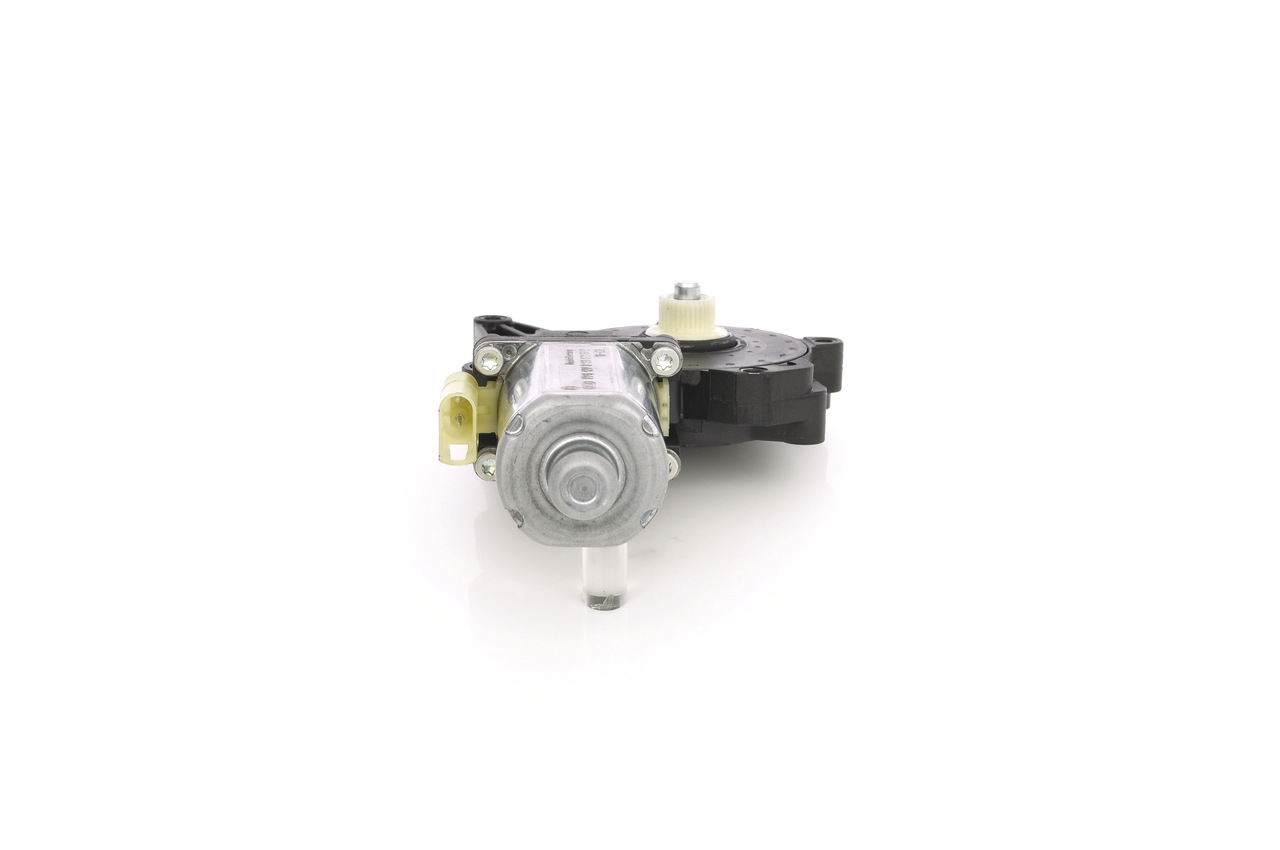 BOSCH Fensterhebermotor (0 130 821 682) in erstklassiger Qualität für FORD Fiesta Mk4 Schrägheck (JAS, JBS) 1.0 i (38 KW / 52 PS / de 1996)