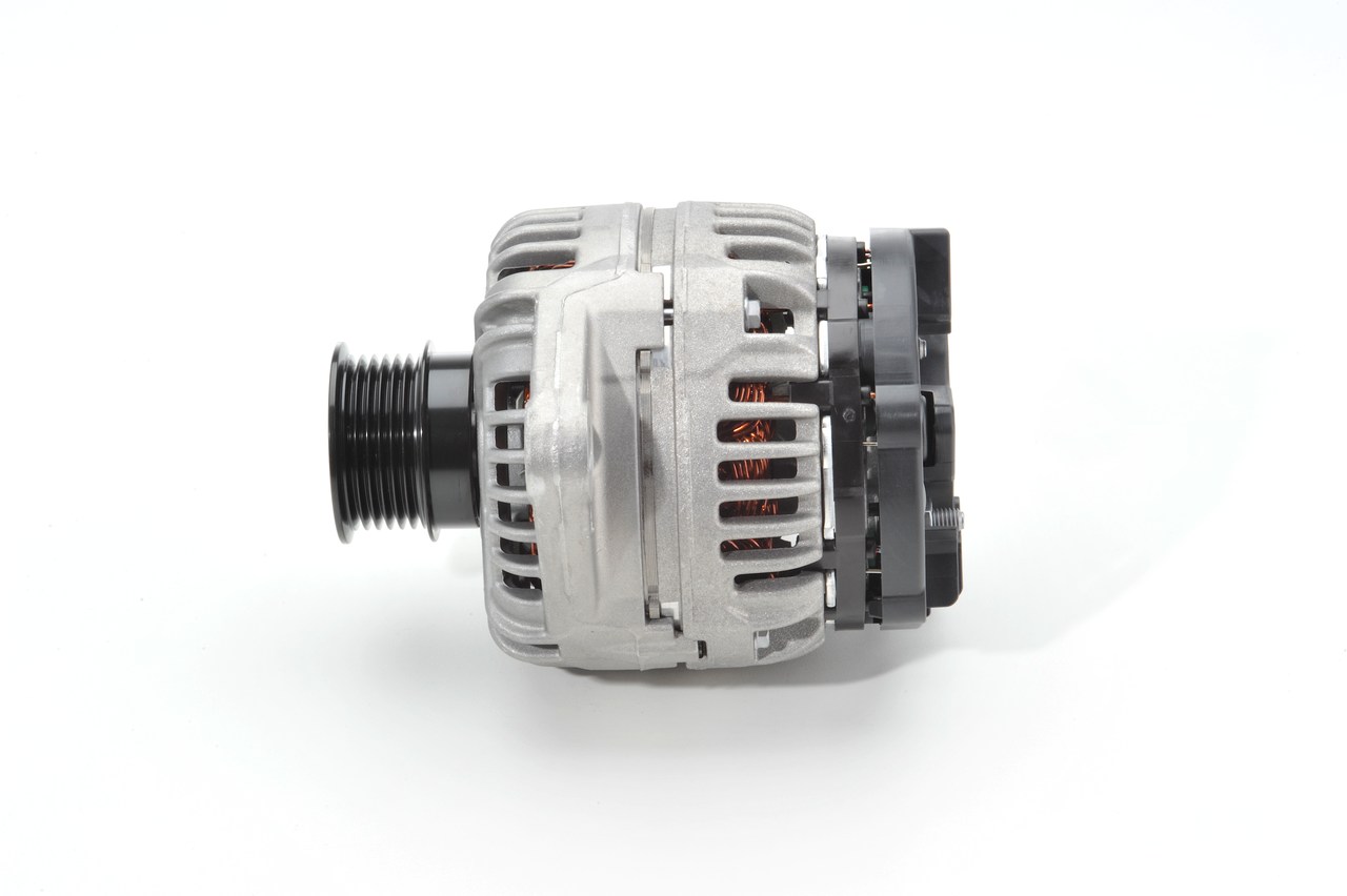 koop Dynamo / Alternator - BOSCH (0 124 425 097)