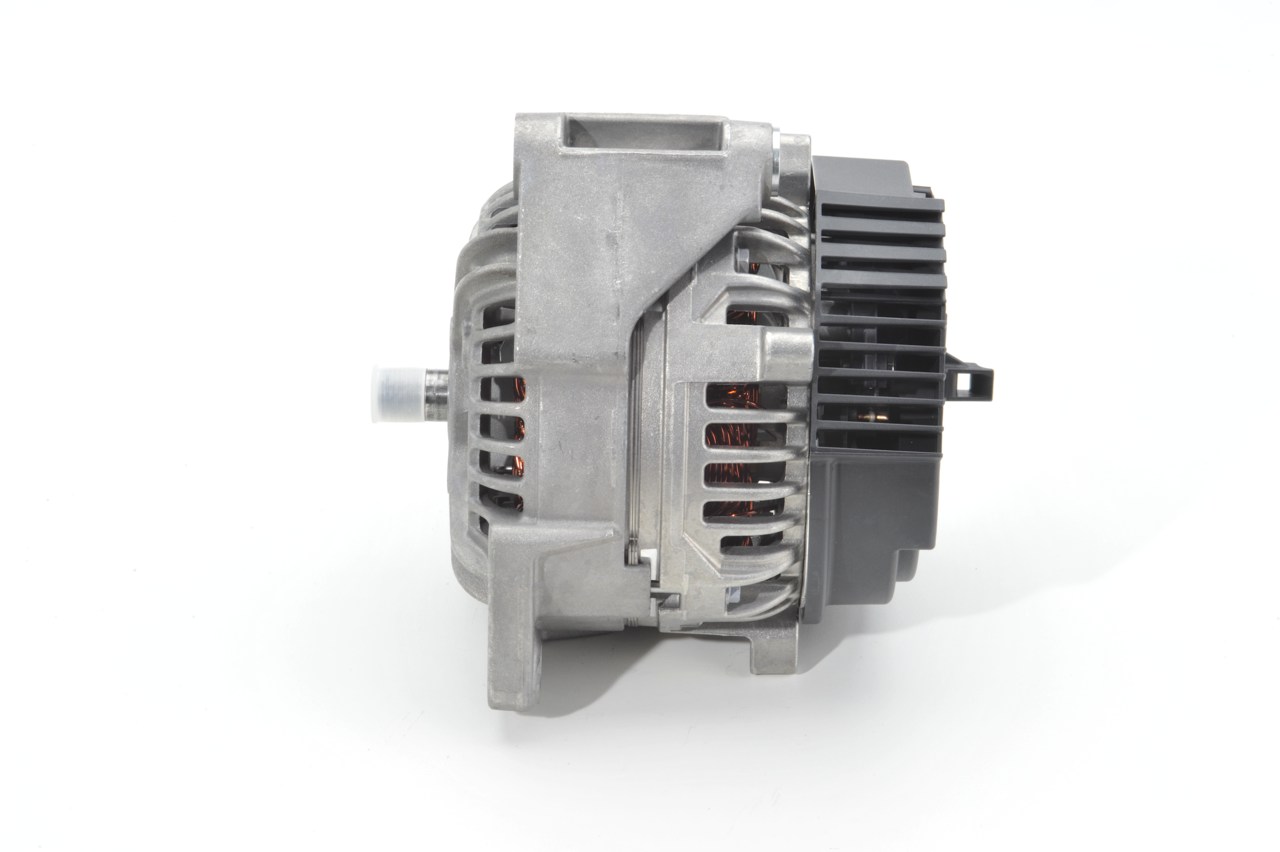 OEM A0131547802 BOSCH Laturi 0 124 555 065 varten MERCEDES-BENZ