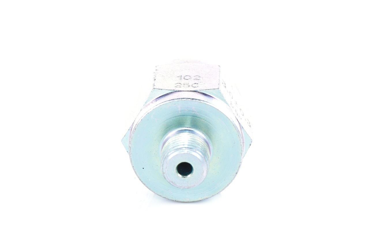 OEM 867630 BOSCH Öljynpainekytkin 0 986 346 033 varten DAF