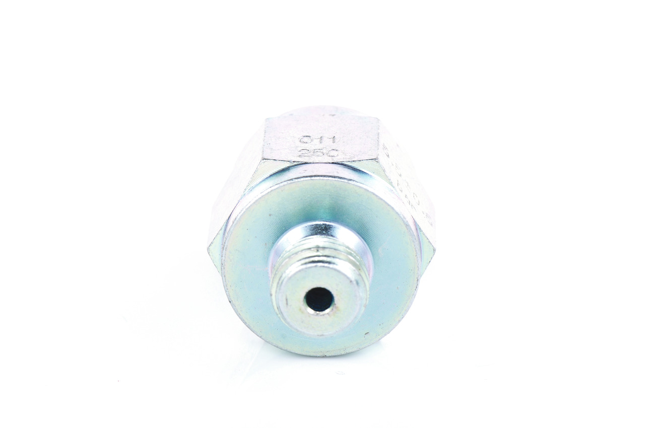 OEM 1505470 BOSCH Öljynpainekytkin 0 986 346 051 varten DAF