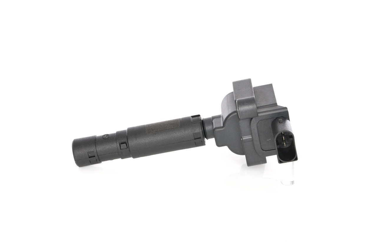 OEM A0001501580 BOSCH Sytytyspuola 0 986 221 040 varten MERCEDES-BENZ, LAND ROVER, SMART, DAIMLER, STEYR