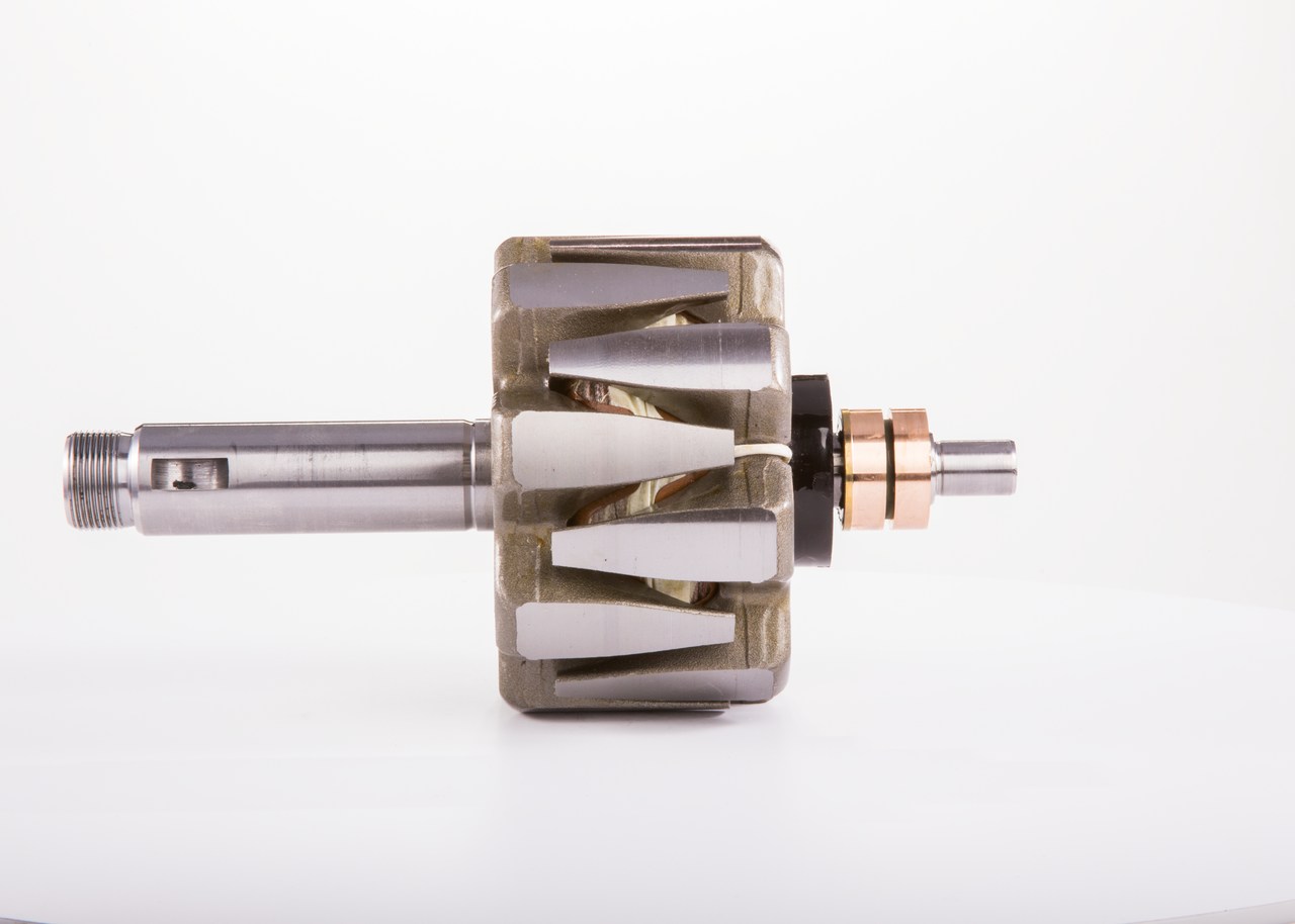 OEM 1296181 BOSCH Pyörijä 1 124 037 004 varten DAF