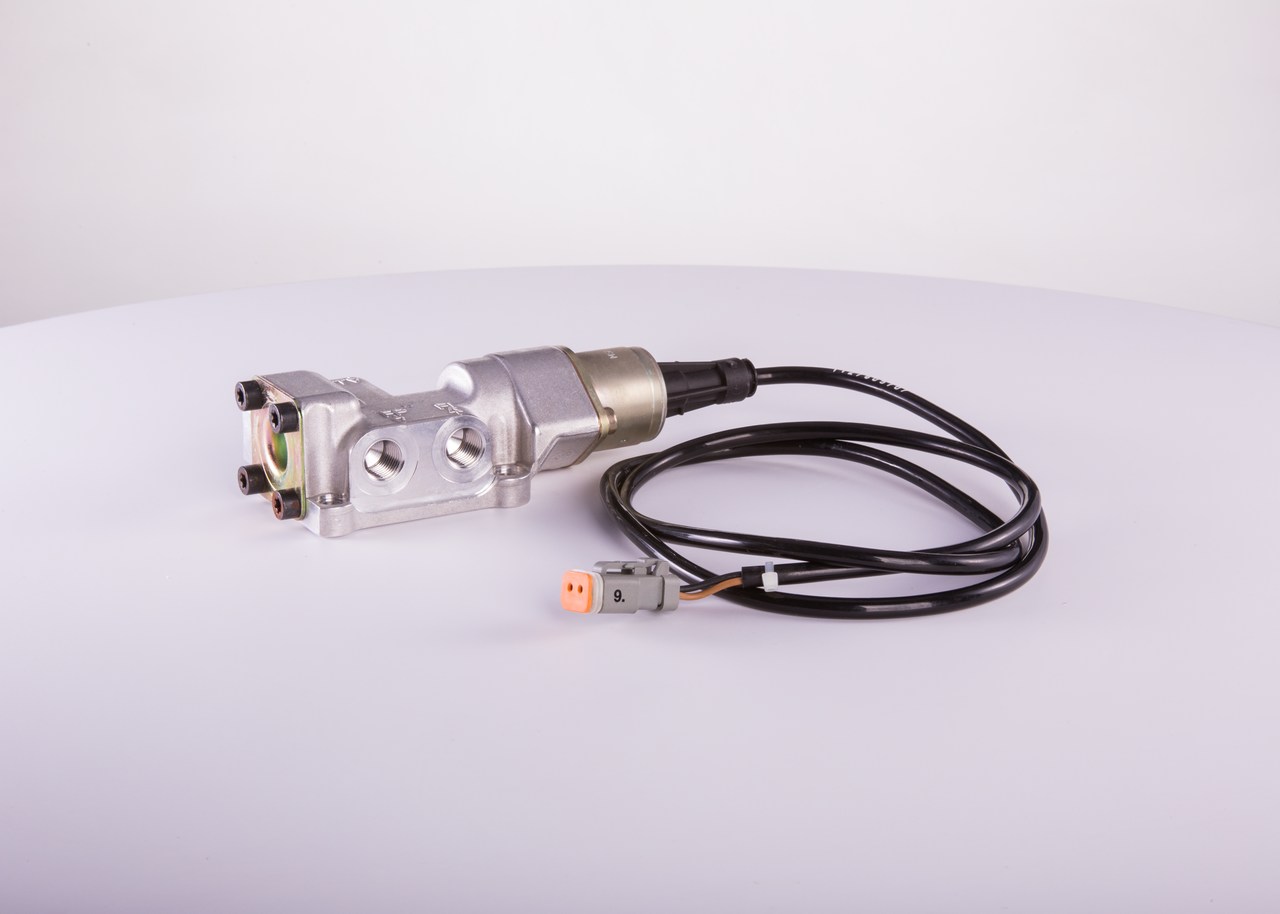 OEM 1368171 BOSCH Ruiskutuksen katkaisujärjest. 2 417 205 026 varten