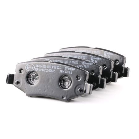JEEP CHEROKEE 2016 Kit pastiglie freni P 18 024
