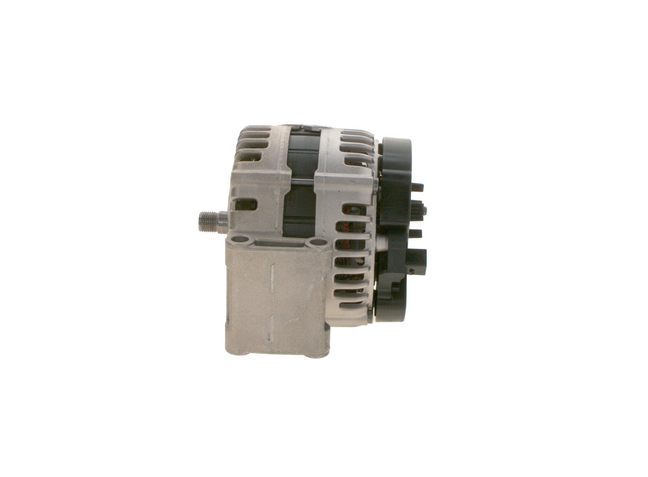 OEM LR002426 BOSCH Laturi 0 121 615 111 varten TOYOTA, VOLVO, LAND ROVER, ROVER