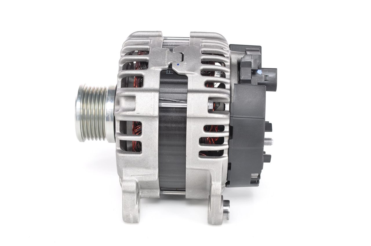 OEM 9A160301801 BOSCH Alternatore 0 125 711 083 per VOLKSWAGEN, VOLVO, IVECO, PORSCHE
