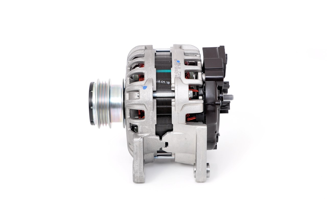 OEM 231003730R BOSCH Laturi F 000 BL0 458 varten NISSAN, RENAULT, DACIA, INFINITI, RENAULT TRUCKS