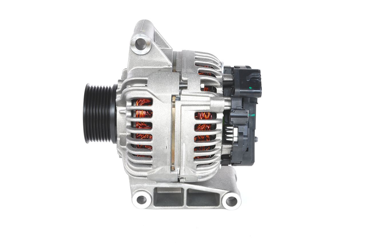 koop Dynamo / Alternator - BOSCH (0 124 655 235)