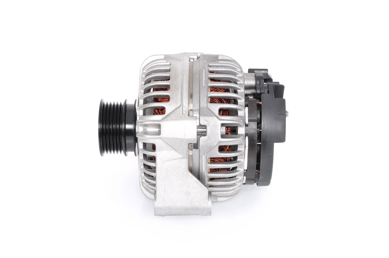 OEM A0121540002 BOSCH Laturi 0 124 515 063 varten MERCEDES-BENZ