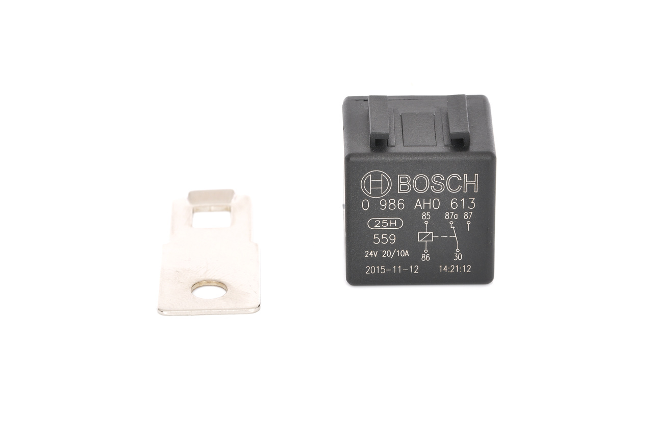 OEM 0008201710 BOSCH Relä, huvudström 0 986 AH0 613 för MERCEDES-BENZ