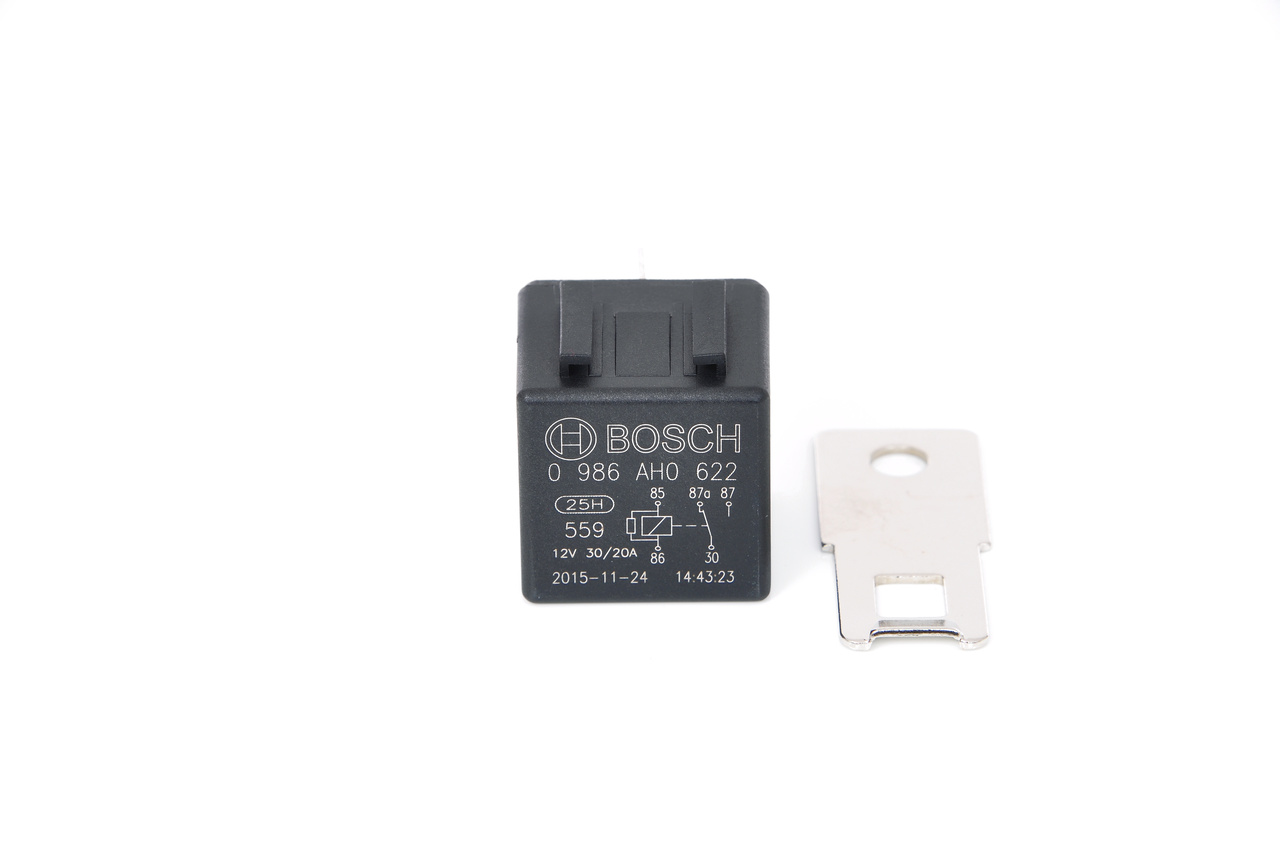 BOSCH Relé, corriente de trabajo (0 986 AH0 622) para OPEL Astra J Hatchback (P10) 2.0 CDTI (68) (121 KW / 165 CV / de 2011)