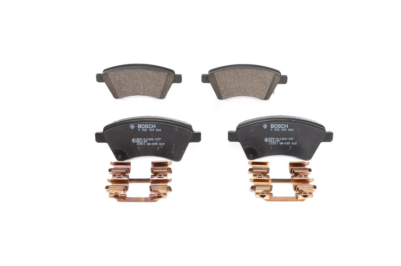 OEM 5581079J10 BOSCH  Bremsbeläge 0 986 494 584 für FIAT, SUZUKI, BUGATTI