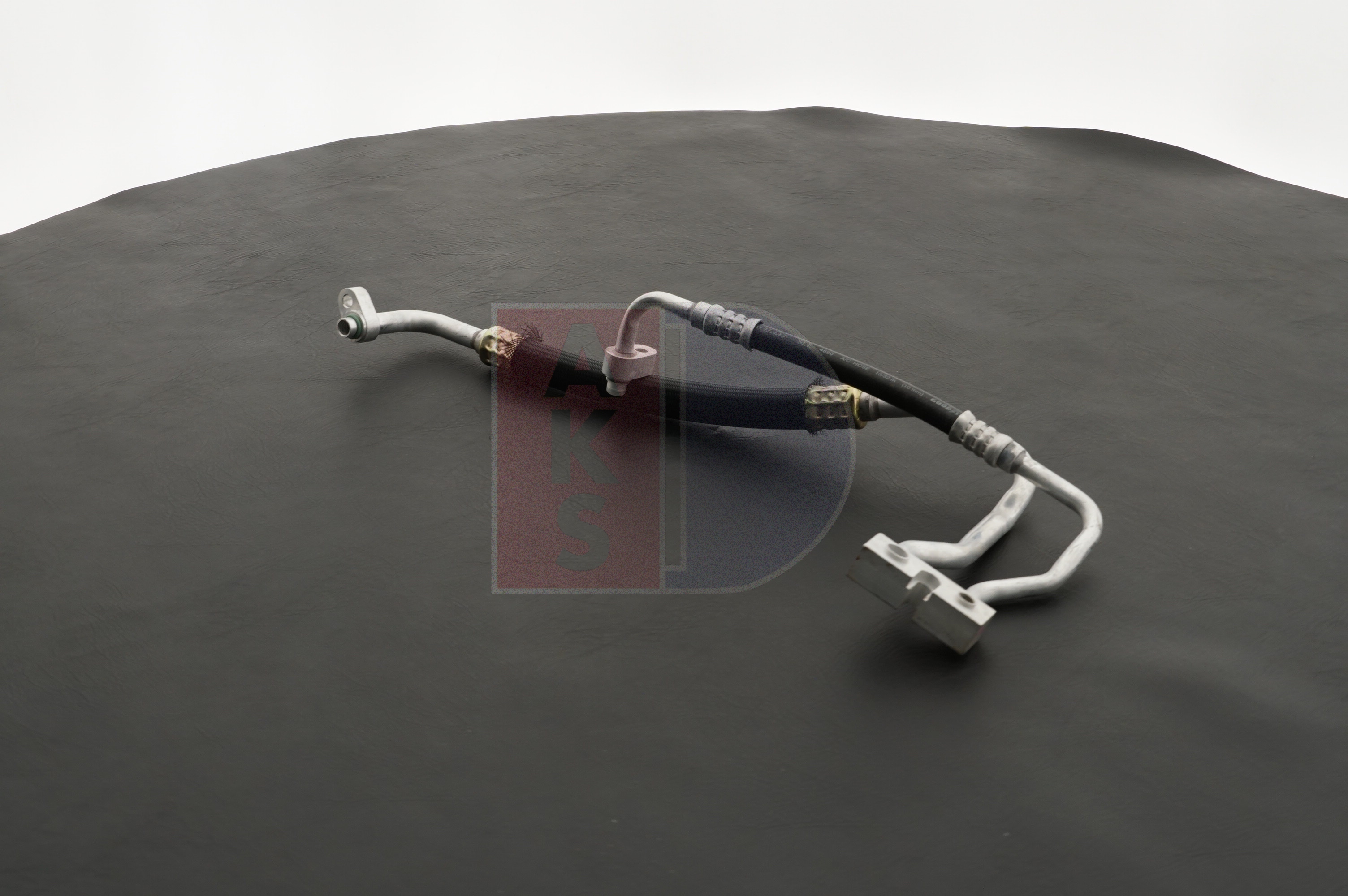 OEM 1138447 AKS DASIS Korkeapaine- / matalapainejohto, ilmastointilaite 885739N varten FORD
