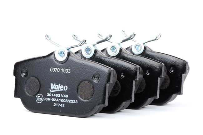 OEM 7D0698451D VALEO Bremseklosser 301482 for VW, AUDI, SKODA, SEAT