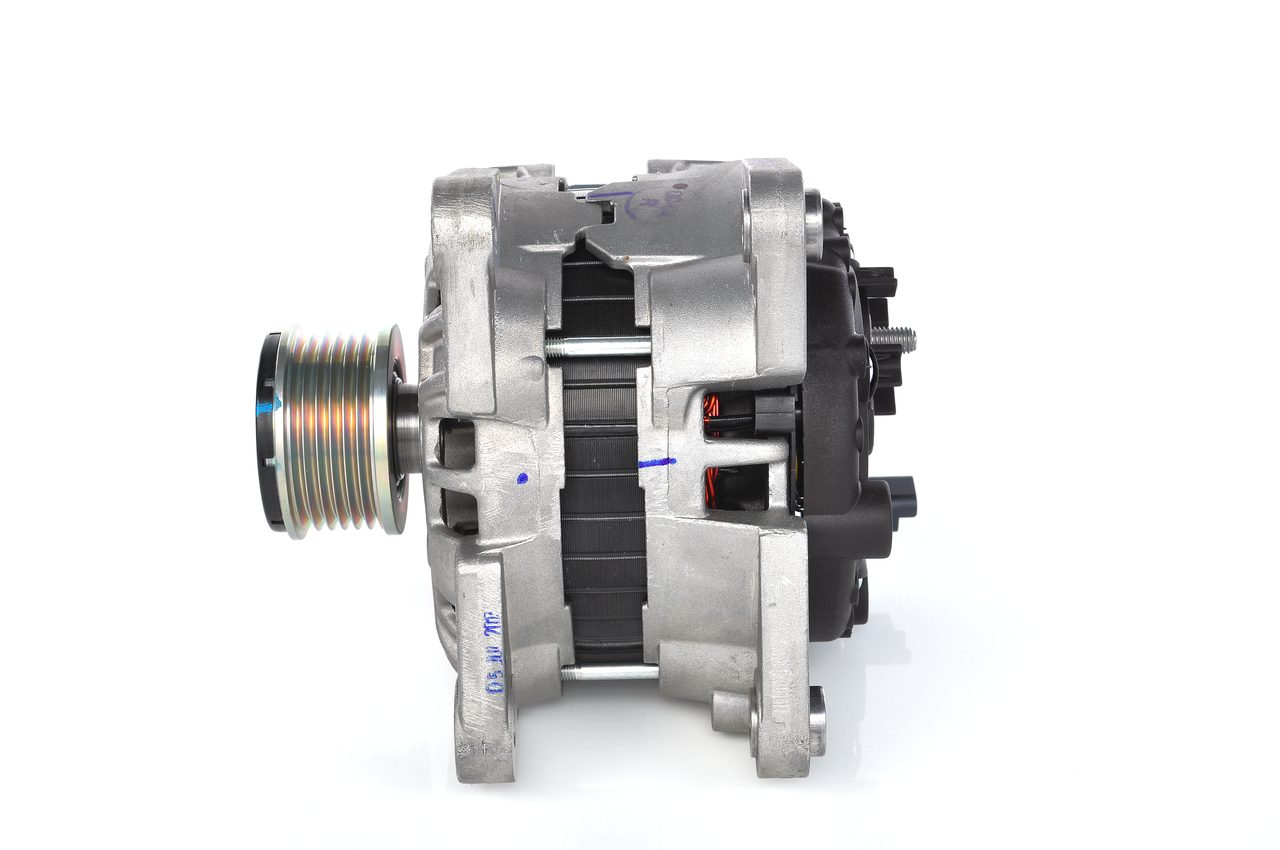 koop Dynamo / Alternator - BOSCH (F 000 BL0 407)