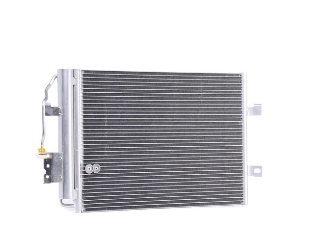OEM A1685000254 STARK Condensatore climatizzatore SKCD-0110265 per MERCEDES-BENZ, VOLVO, JAGUAR
