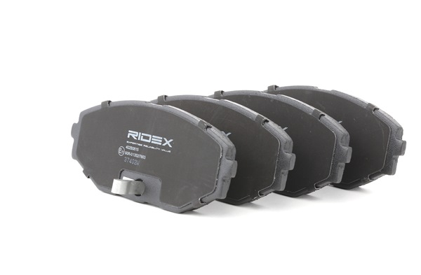 Remblokken (402B0615) van RIDEX Voor NISSAN MAXIMA QX (A33) 2.5 V6 24V (154 KW / 209 PK / Van 2000)