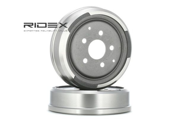 TRANSPORTER Brake drum 123B0066 RIDEX
