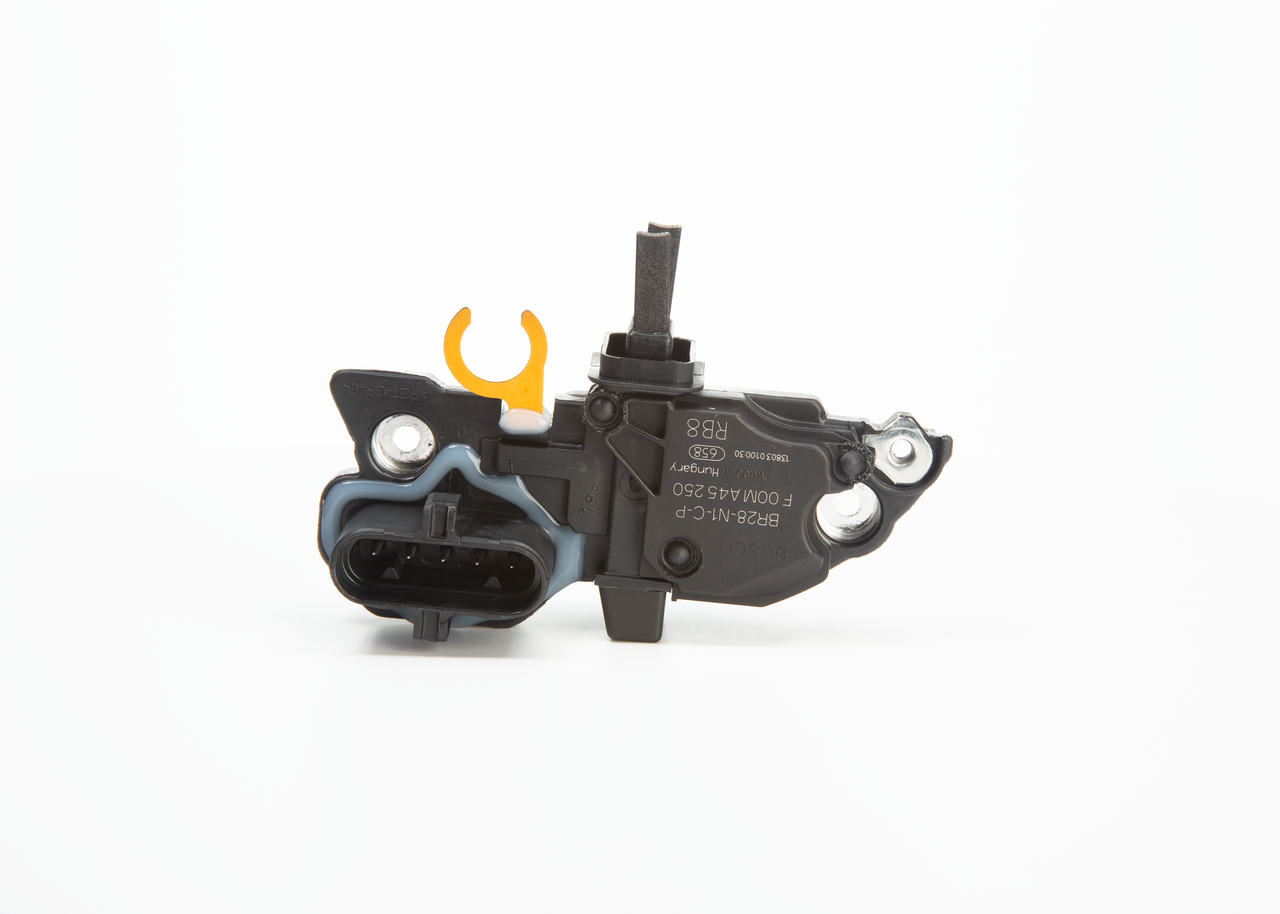OEM 7421579977 BOSCH Jänniteensäädin F 00M A45 250 varten VOLVO, RENAULT, RENAULT TRUCKS