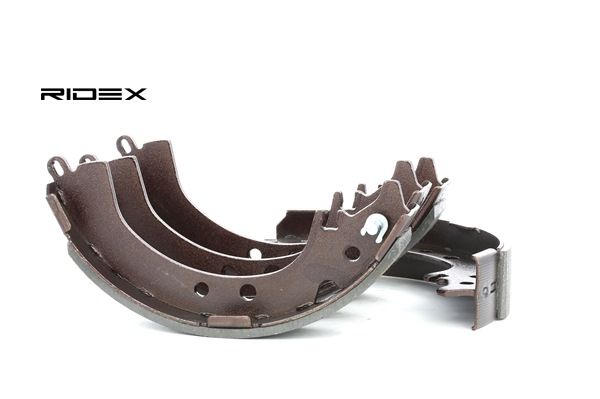 CAMRY Bromsbacksats 70B0167 RIDEX