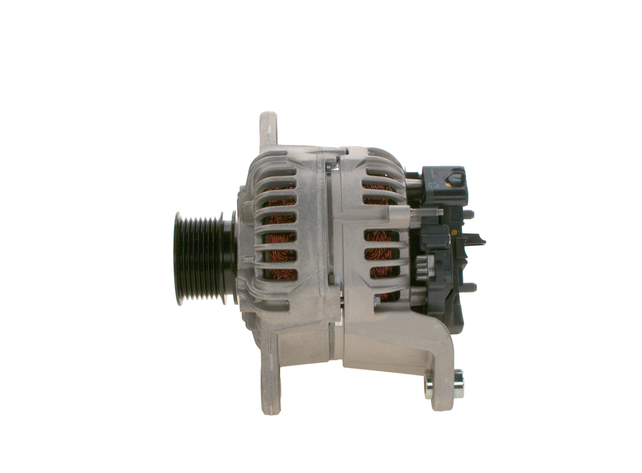 OEM 22943693 BOSCH Laturi 0 124 655 667 varten VOLVO