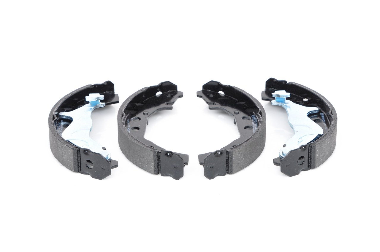 BOSCH Juego de zapatas de frenos 0 986 487 953 BOSCH 0 986 487 953 Juego de zapatas de frenos para SUZUKI CELERIO