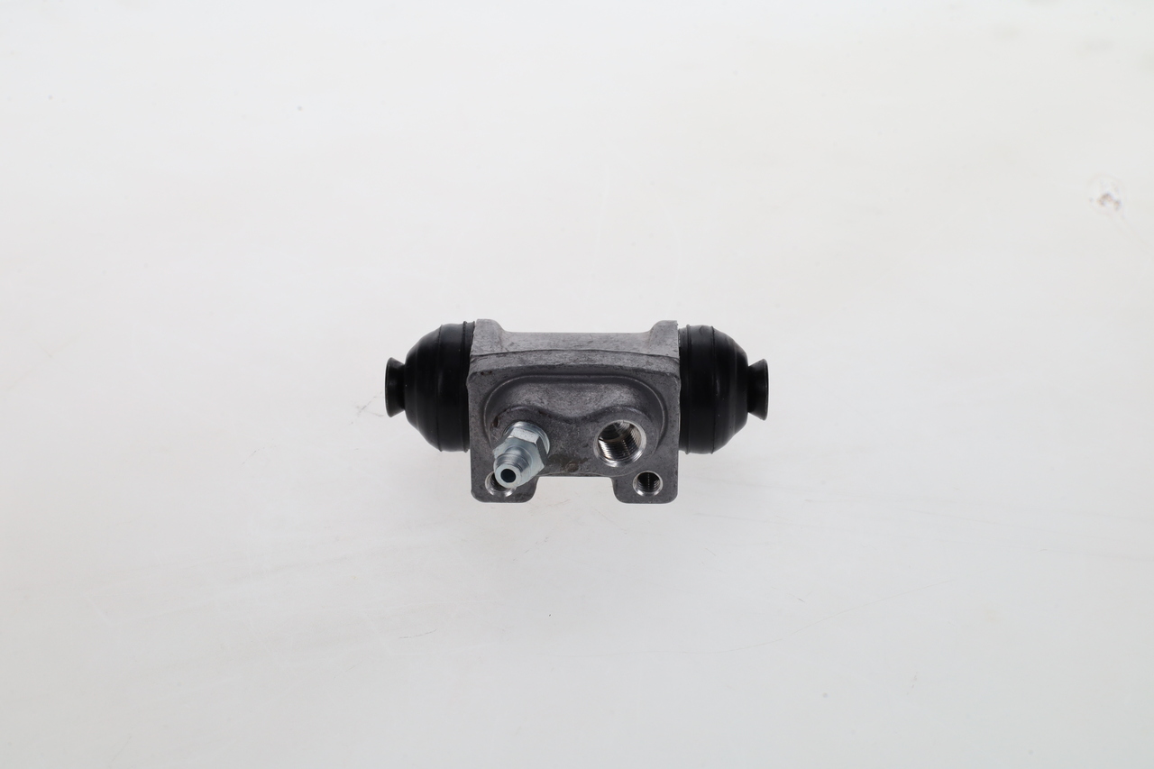 Wielremcilinder (0 986 AB8 031) van BOSCH Voor HYUNDAI ACCENT II Saloon (LC) 1.5 (76 KW / 103 PK / Van 2000)