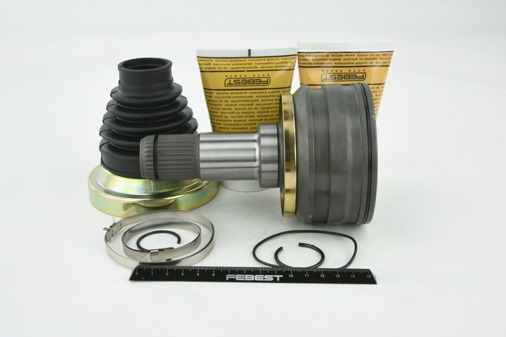 FEBEST Juego de articulación, árbol de transmisión (0111-GRX133R) para LEXUS IS II (GSE2_, ALE2_, USE2_) 350 AWD (GSE26) (228 KW / 310 CV / de 2010)