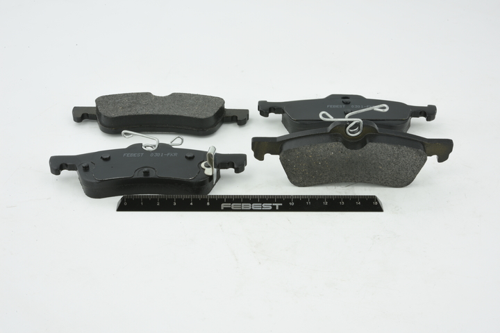 FEBEST Pastilhas de travão (0301-FKR) para TOYOTA Yaris Hatchback (_P13_) 1.0 (KSP130) (53 KW / 72 CV / de 2018)