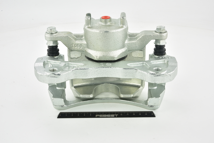 Bremsecaliper (0477-KB4FRH) fra FEBEST for MITSUBISHI L 200 / Triton Pick-up (KA_T, KB_T) 2.4 CNG (KA5T) (94 KW / 128 HK / Fra 2010)