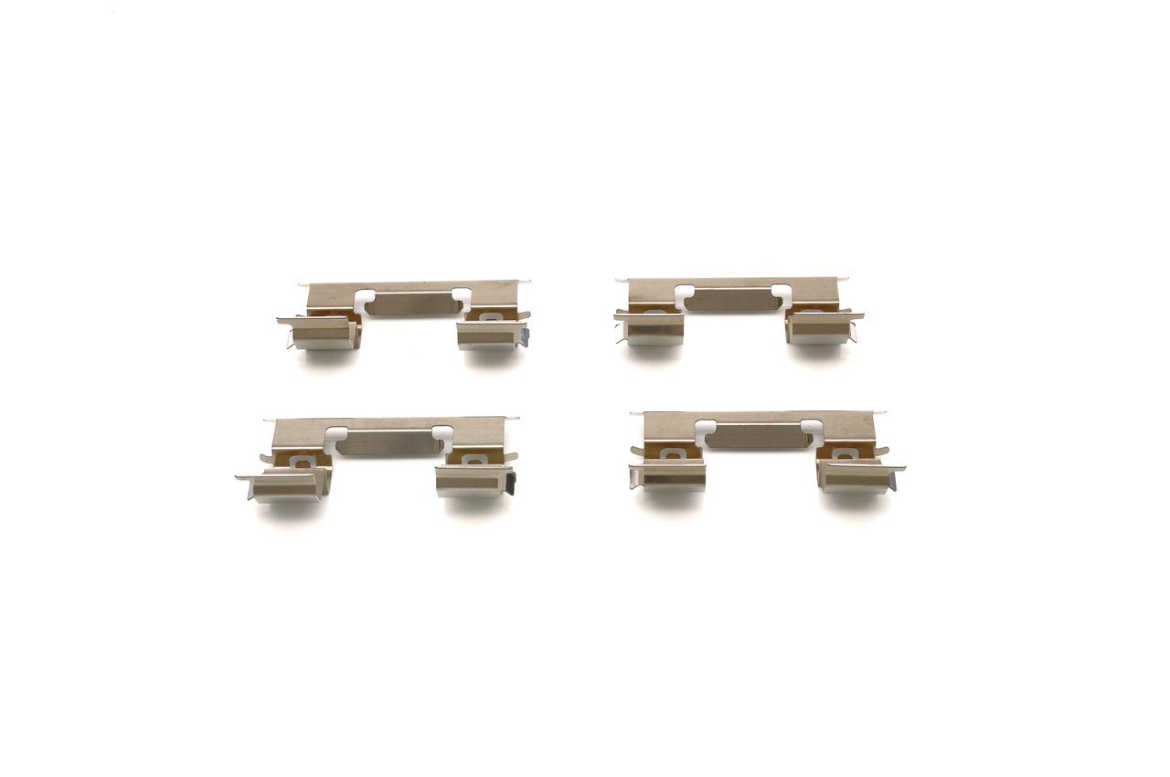 BOSCH Kit de accesorios, pastillas de frenos (1 987 474 825) para MITSUBISHI L 200 (K7_T, K6_T) 2.5 TDiC (74 KW / 101 CV / de 2001)